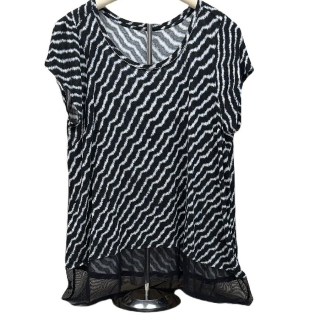 Jennifer Lopez Zebra Animal Print Top Short Sleeve Flowy Mesh Hem Blouse Medium